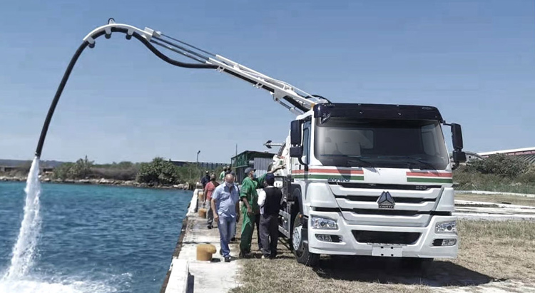 Sinotruck Howo Water Tanker, published product view 5, thumbnail