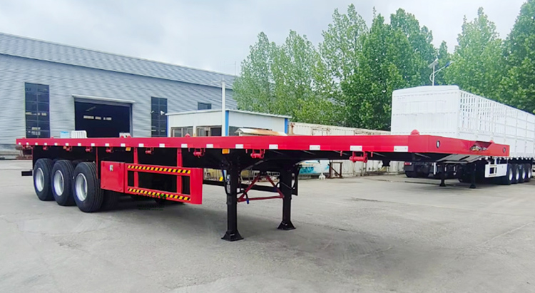 Sinotruck Flatbed Semi Trailer Truck