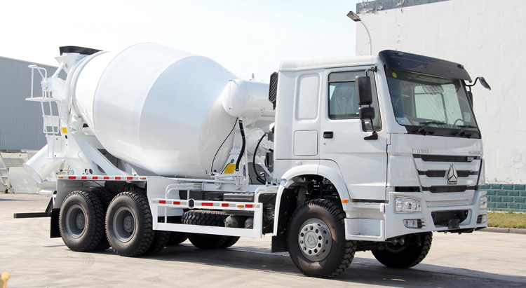 Howo 7 Mixer Truck 6X4